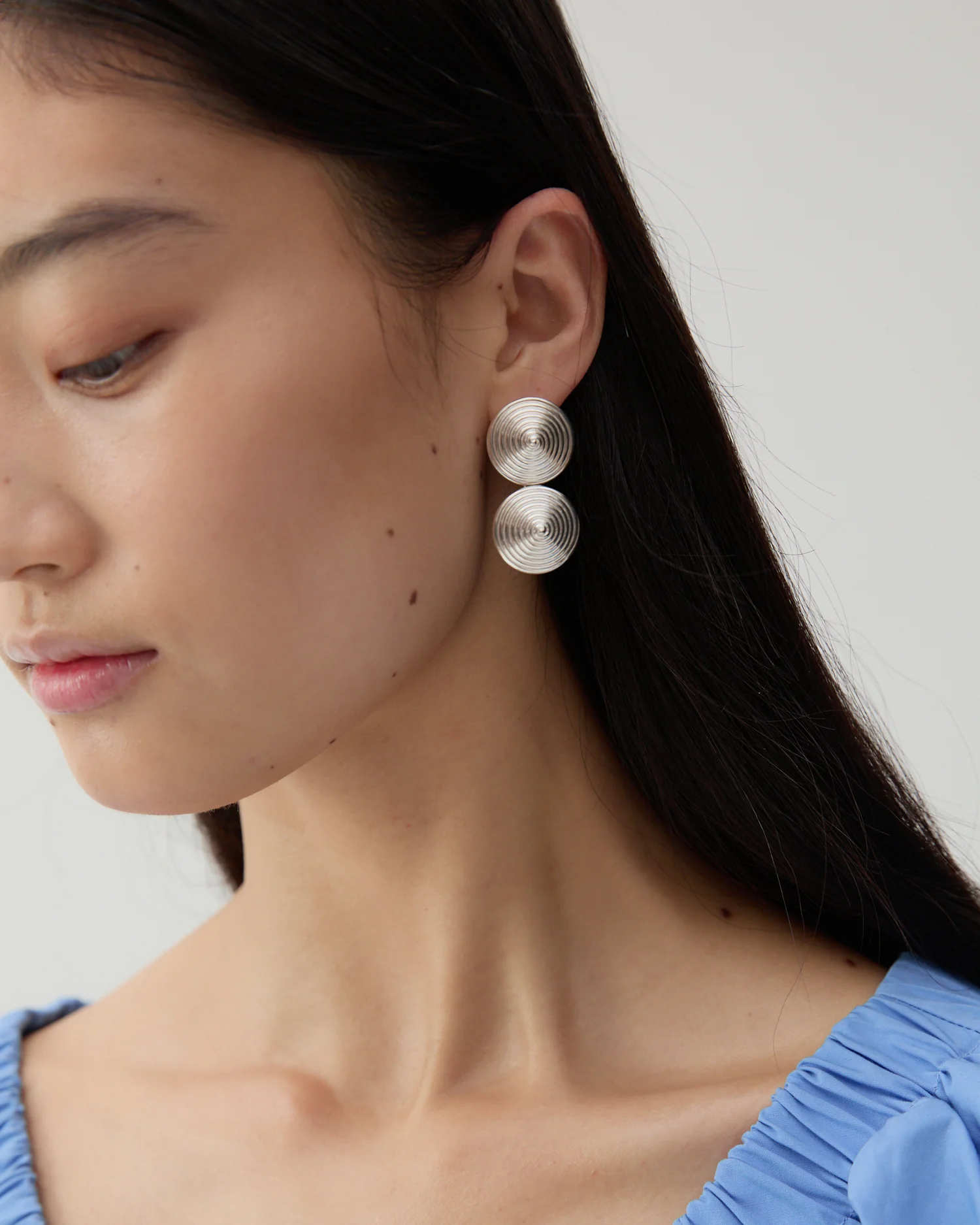 Asymmetric Spin Earrings Silver Plated - Image 2