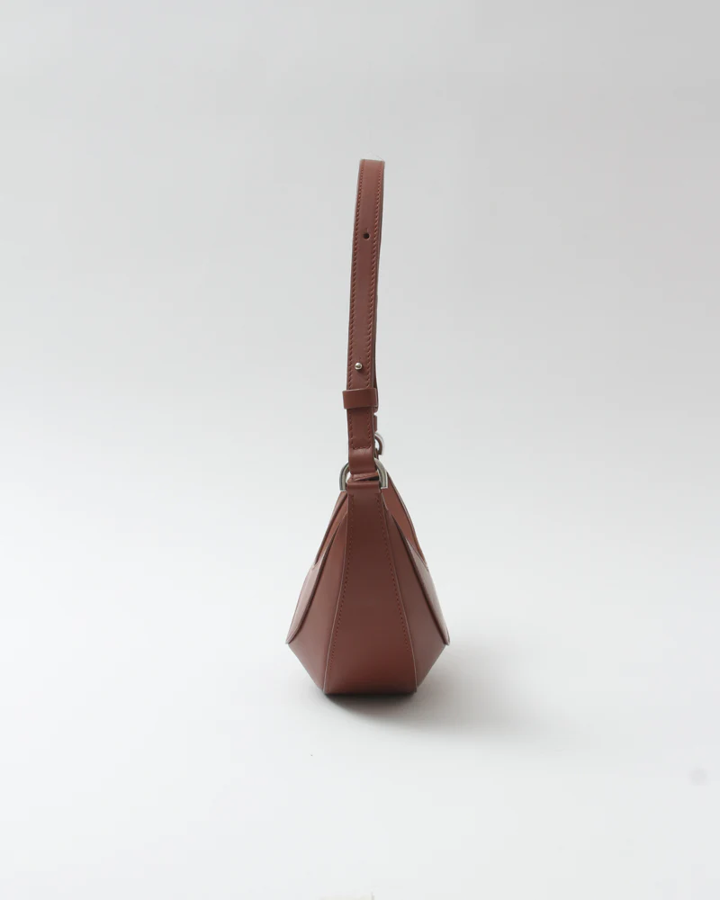 Petite Banana Bag Leather Nappa Tan - Image 5