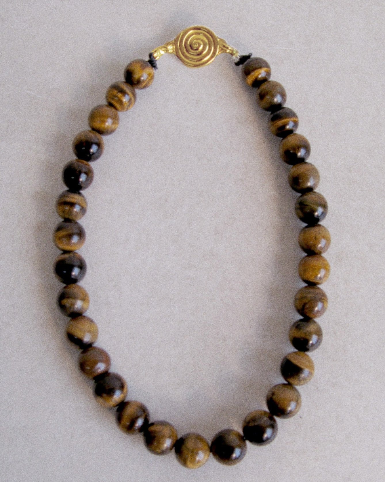 Beaded Swirl Necklace Gold Plated with Tiger's Eye - Image 5