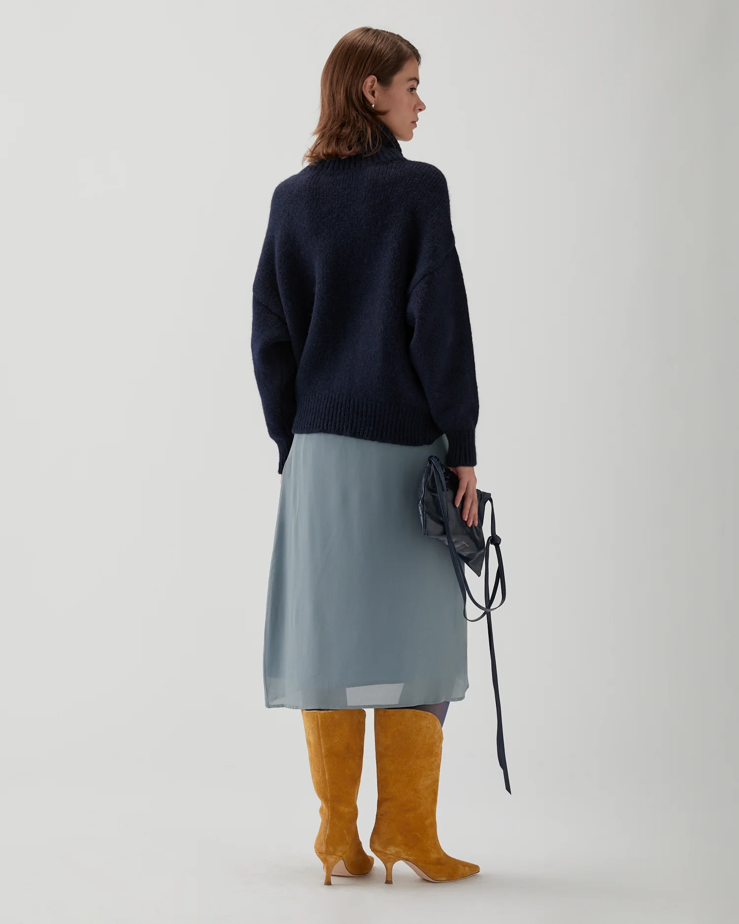 Claudia Sweater Chunky Alpaca Navy - Image 4