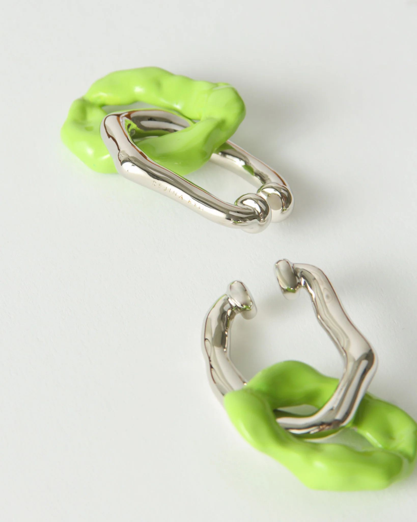Doughnut Silver + Pistachio - Image 2