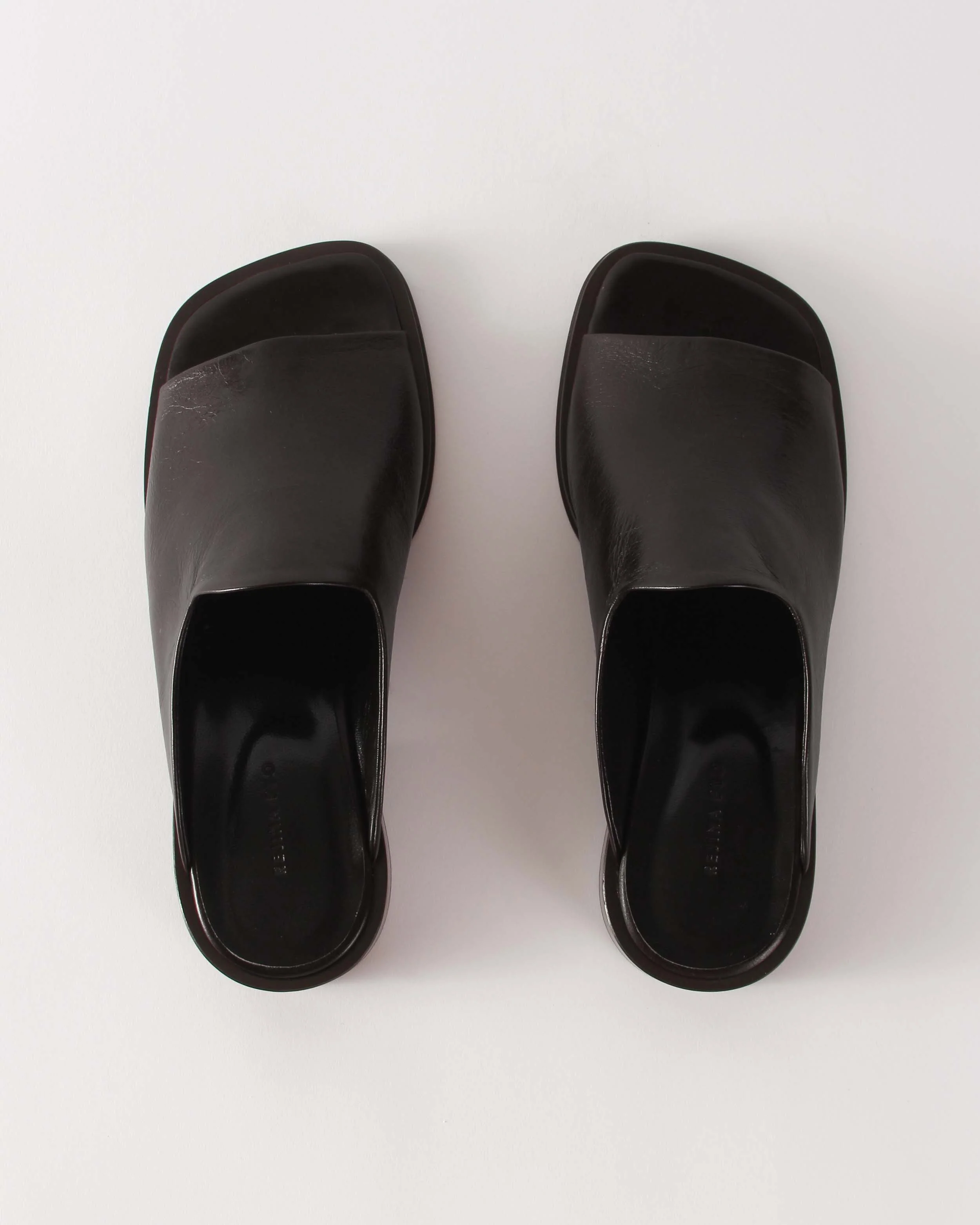 Flat Mule Leather Black - Image 4