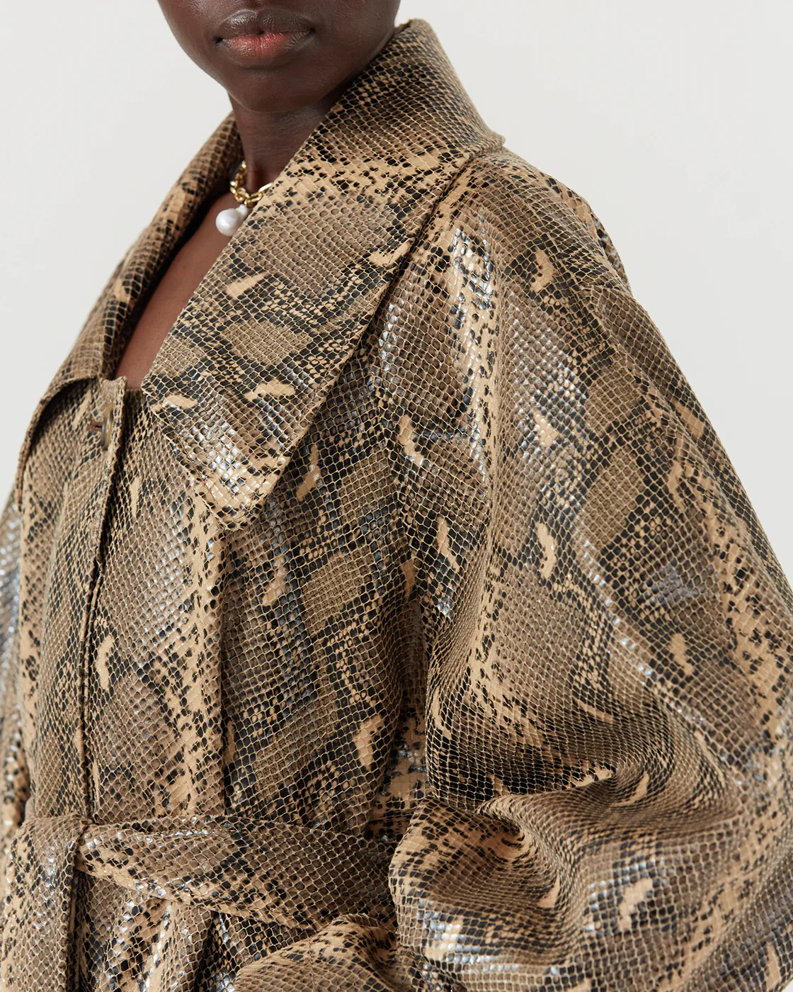 Oona Trenchcoat Faux Snakeskin Beige - Image 7