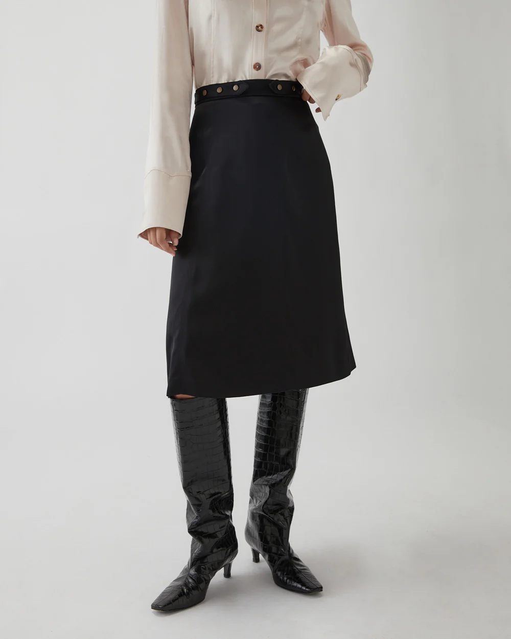 Thea Skirt Duchesse Satin Black - Image 2
